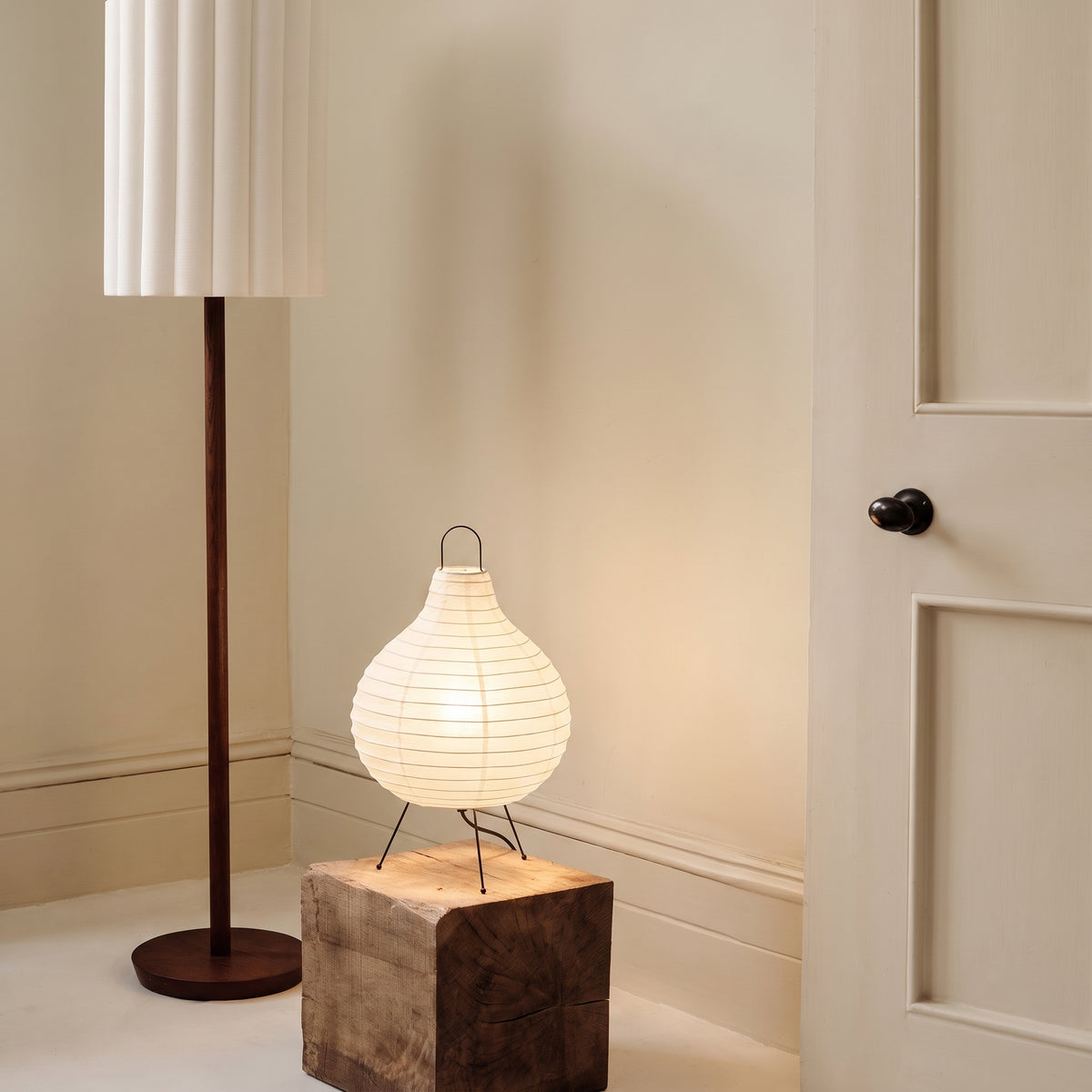Bordlampe i rispapir