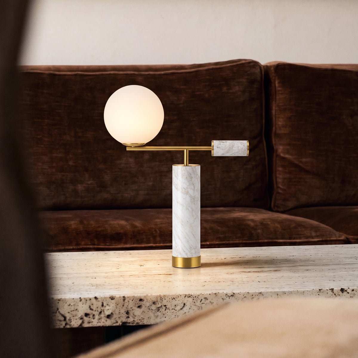Lampe à poser artistique Aether en marbre