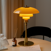 Lampe de table de créateur danois