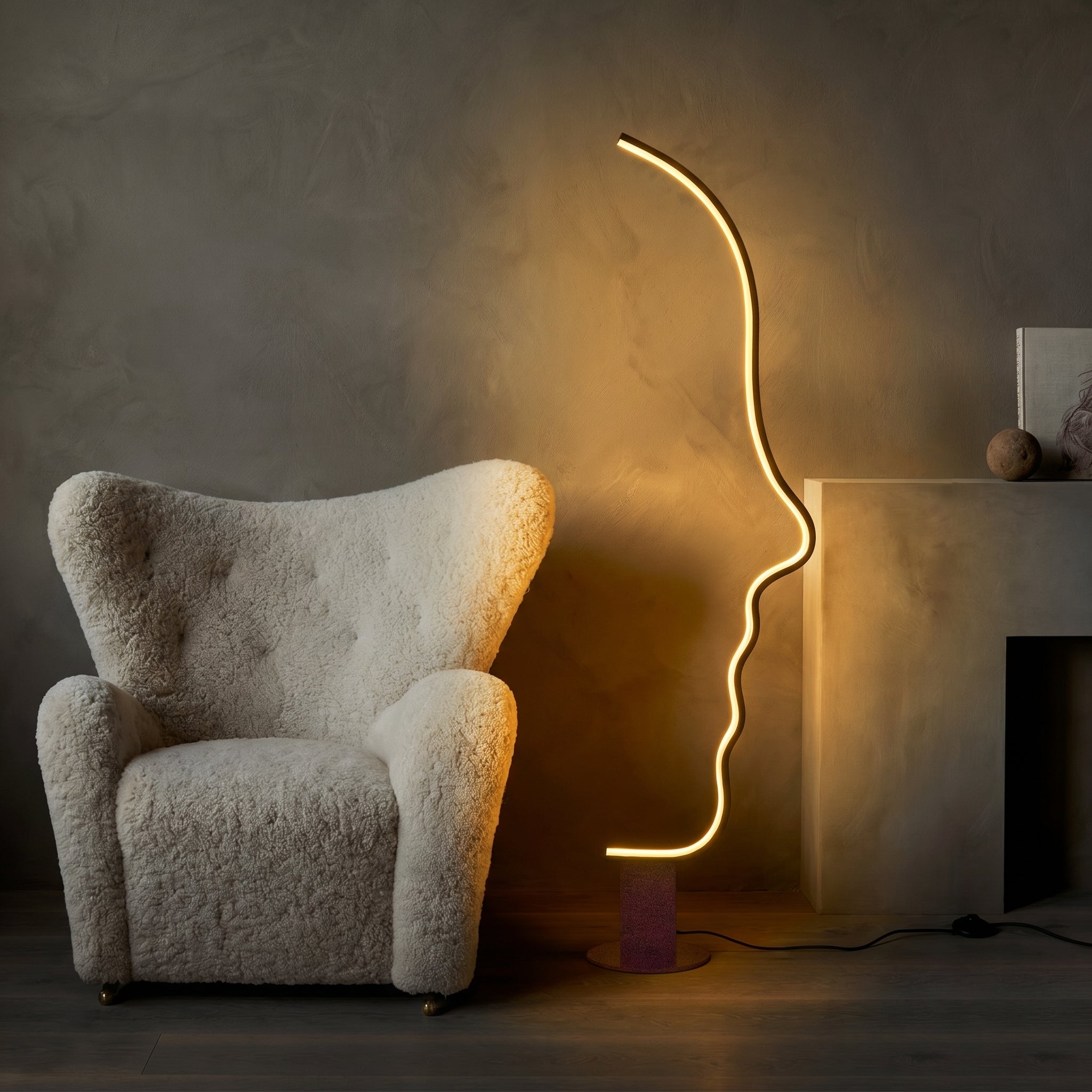 Face gulvlampe