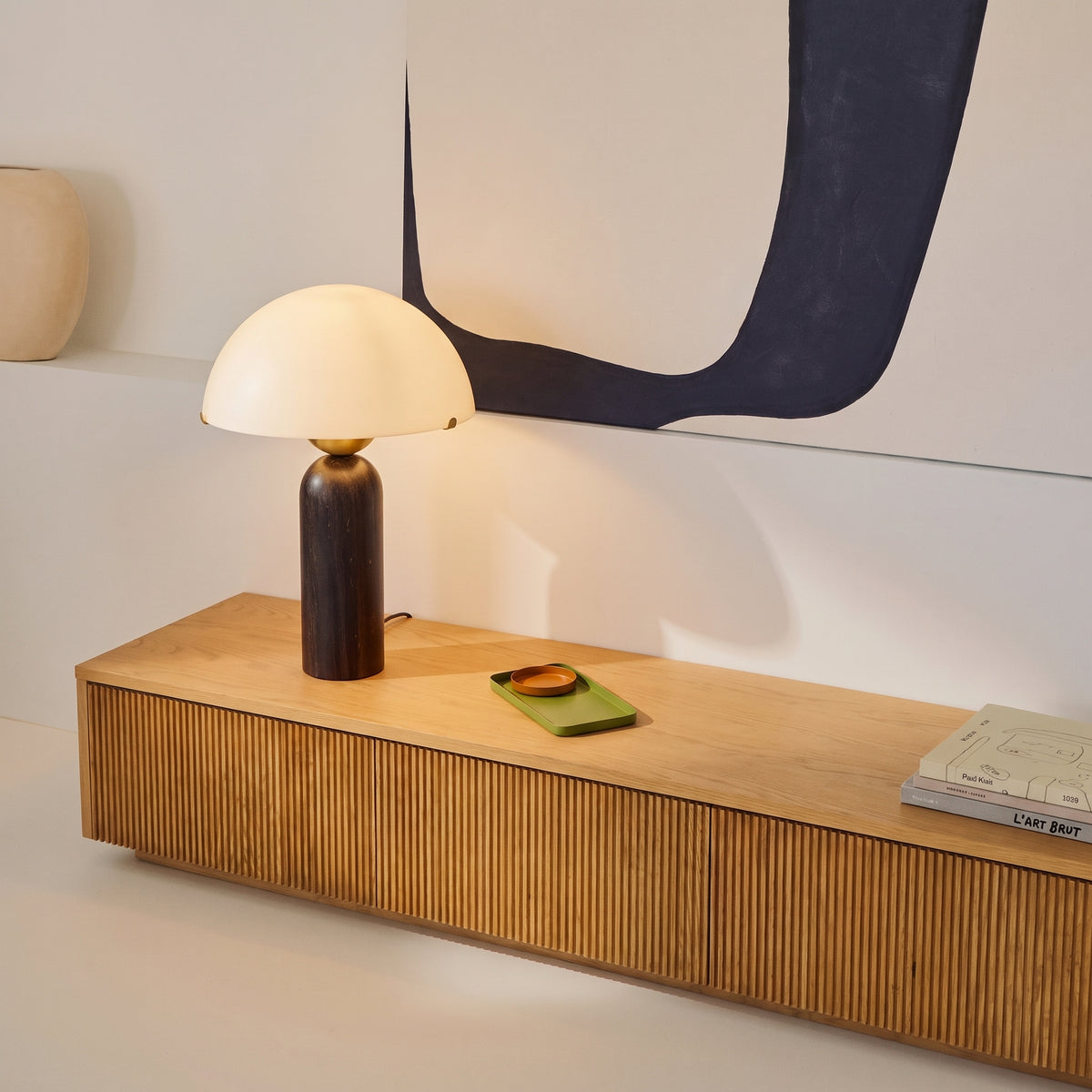 Fiora bordlampe i marmor med svampeform