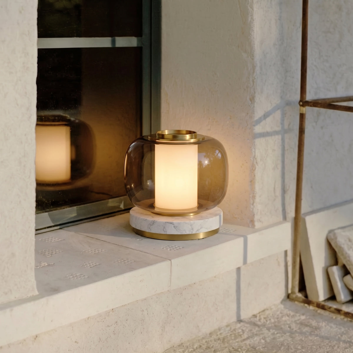 Lampe à poser Helios