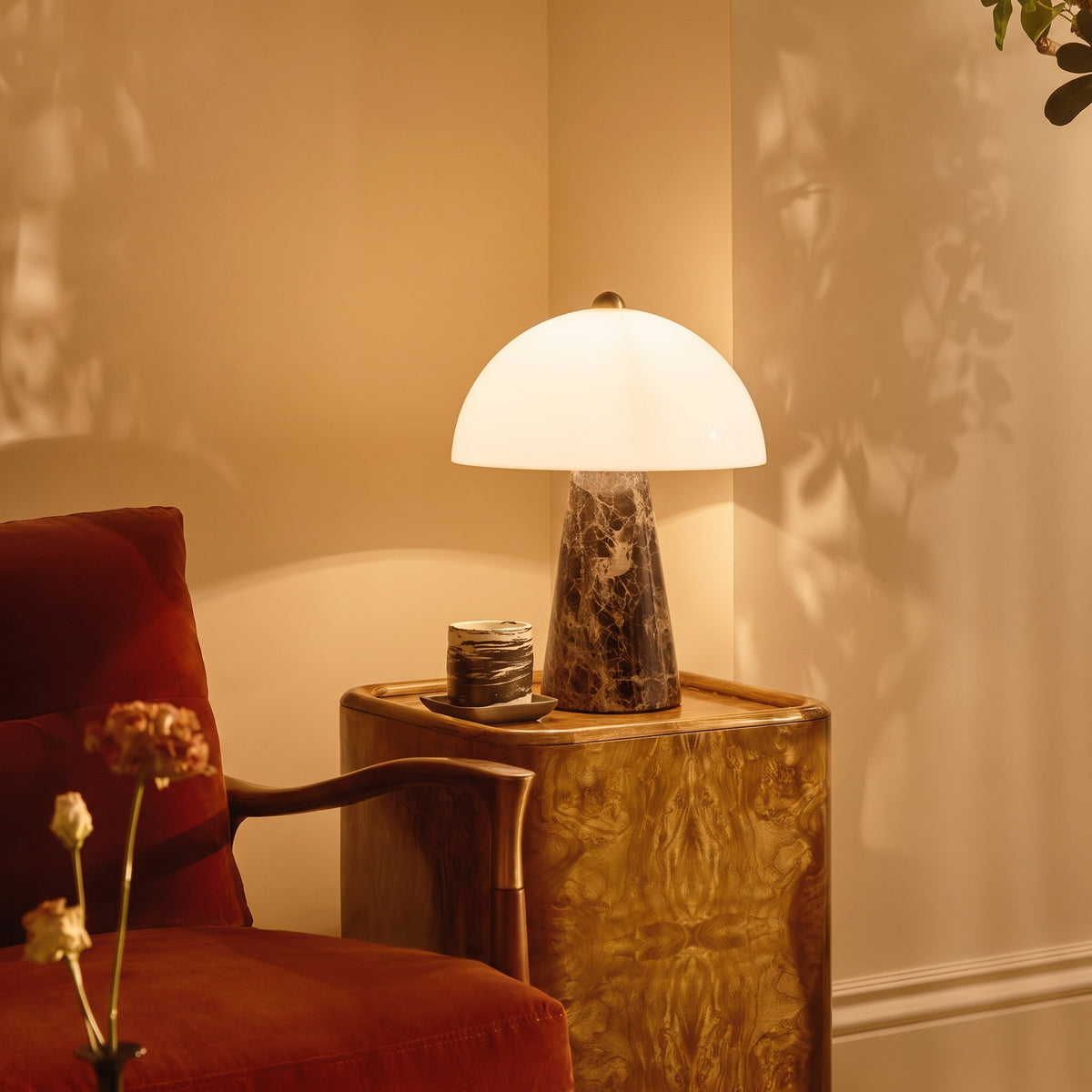 Lampe à poser en marbre massif
