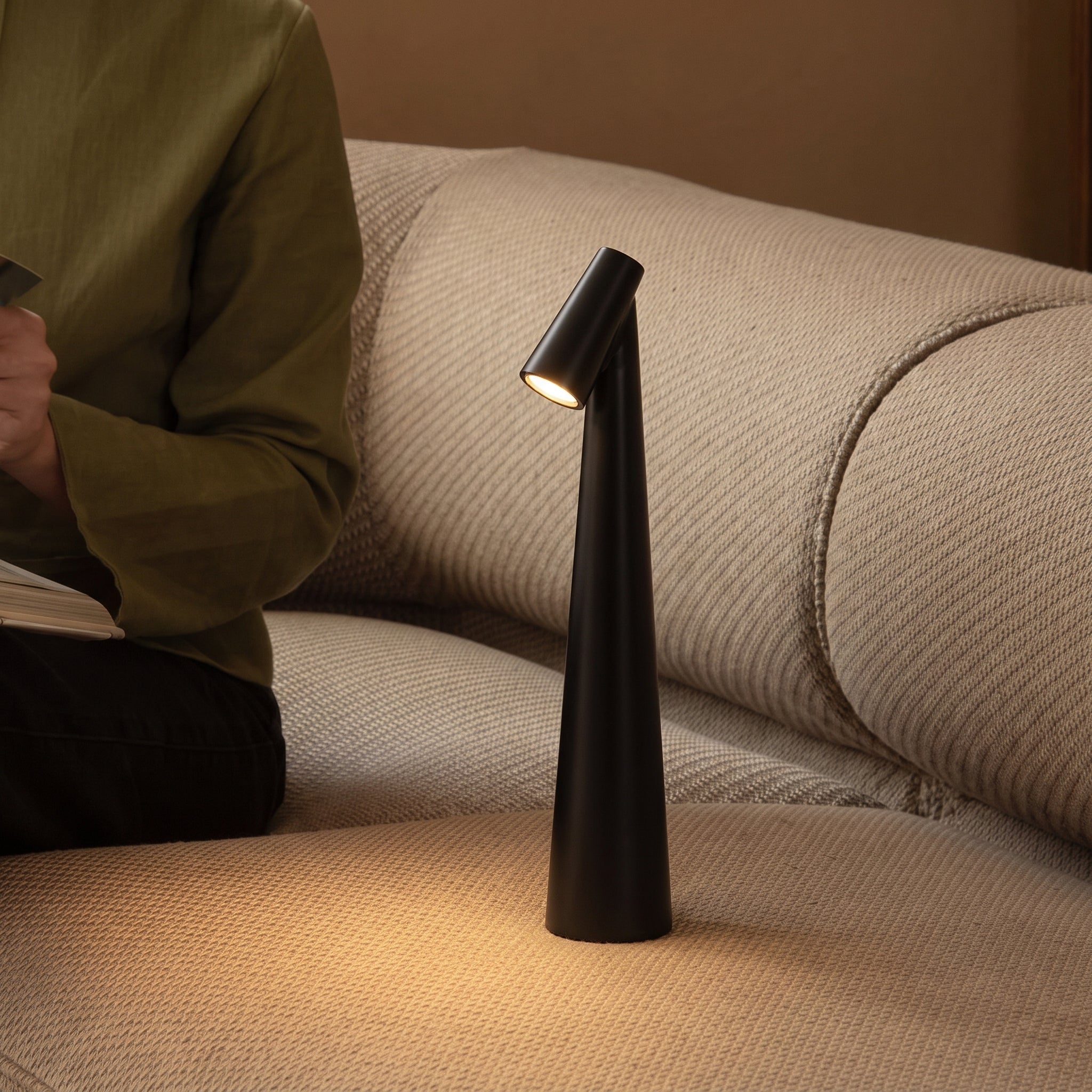 Lumina Table Lamp