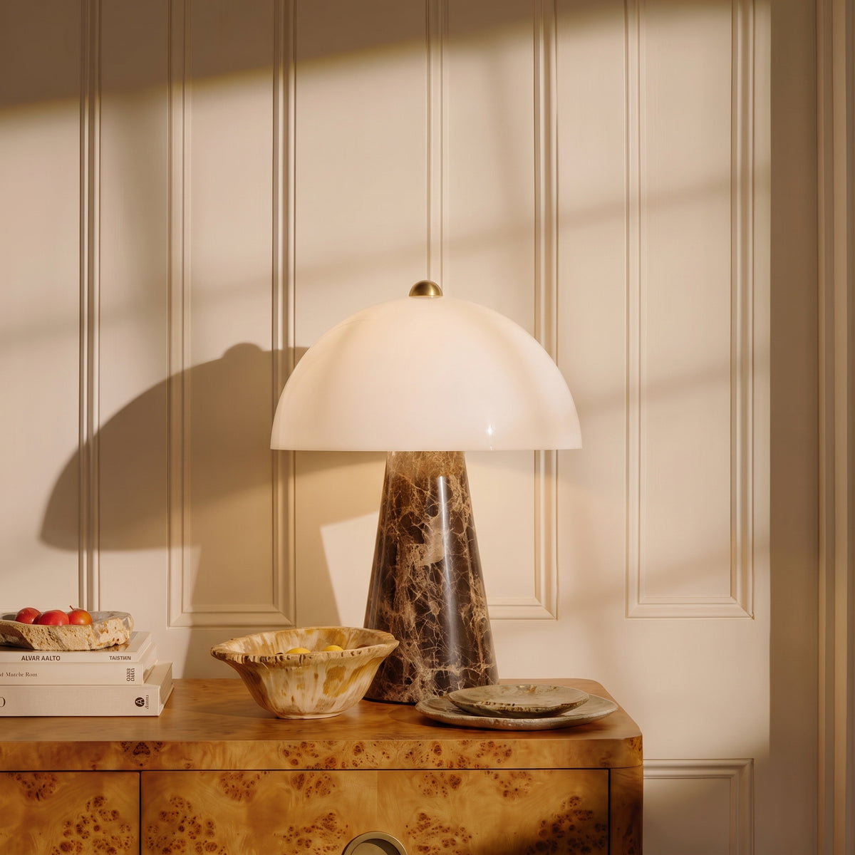 Lampe à poser en marbre massif