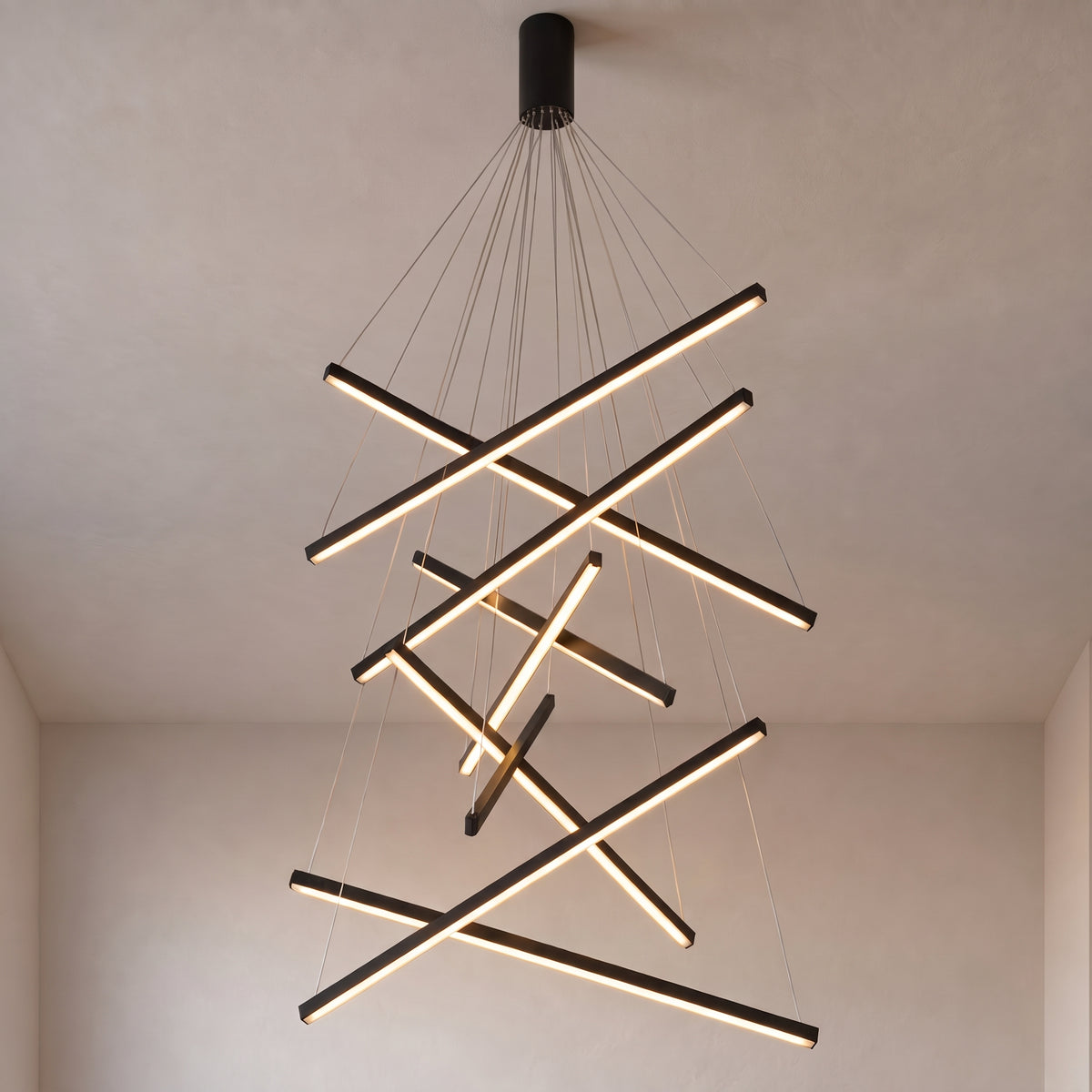 Lustre de cage d'escalier à barres multiples