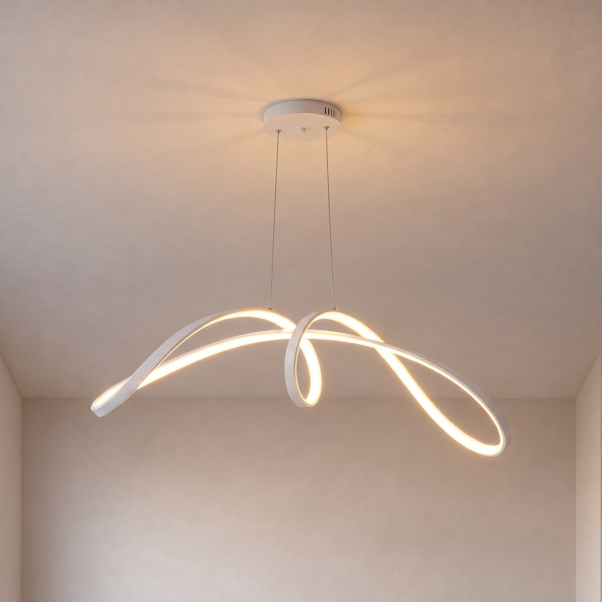 Suspension en spirale pour table de cuisine