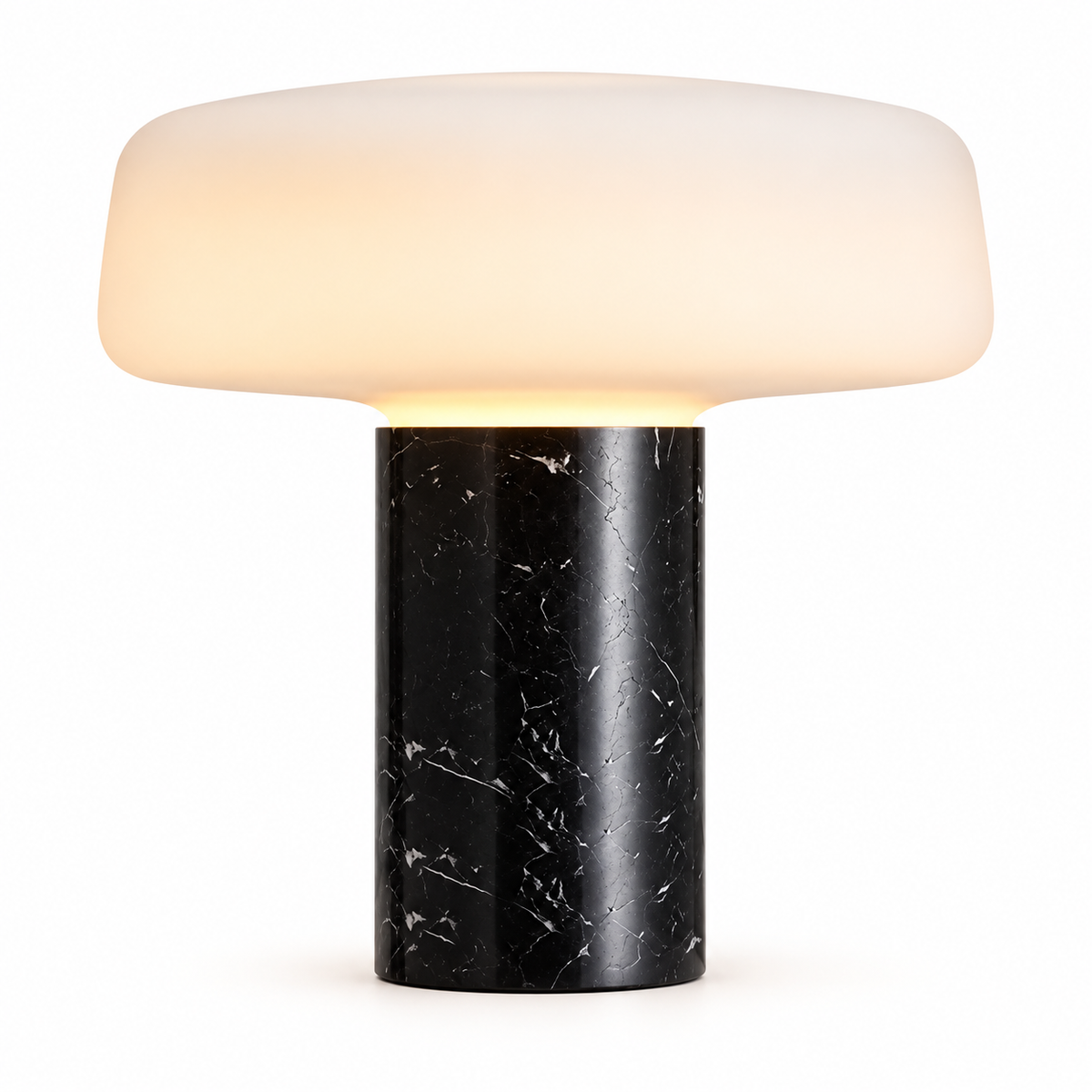 Lampe à poser Velka en marbre, style danois