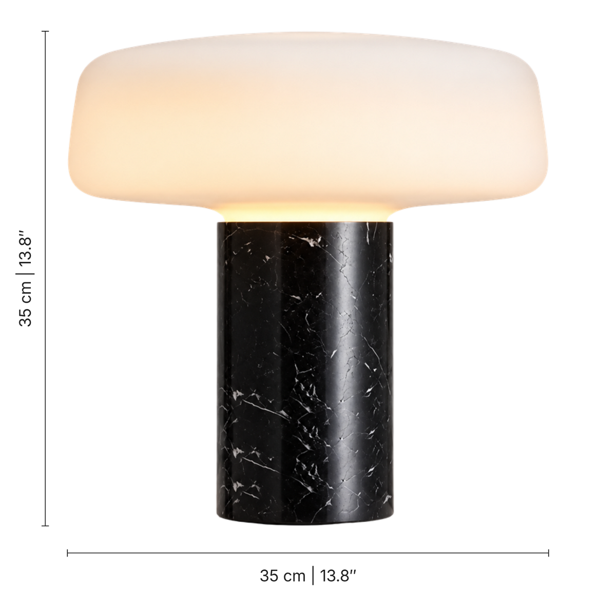 Lampe à poser Velka en marbre, style danois