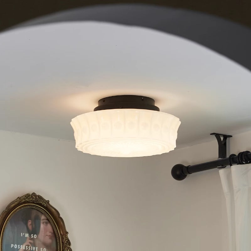 Vintage fransk hvid loftslampe